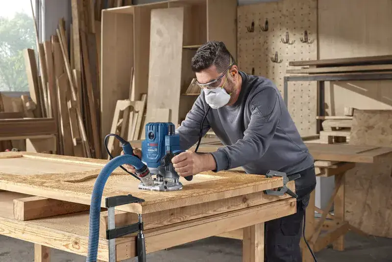 Bosch GOF 20-12 Freze Makinesi 2000 W