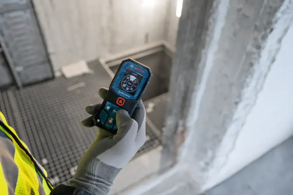 Bosch GLM 40-31 Lazerli Uzaklık Ölçer - Lazer Metre 40 Metre