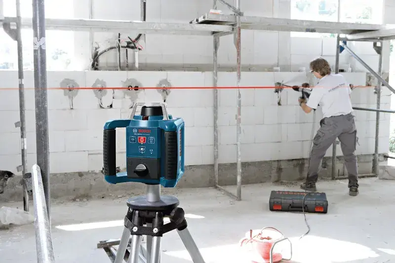 Bosch GRL 300 HV + LR 1 Rotasyon Lazeri Şarj Edilebilir Pilli L-BOXX Set