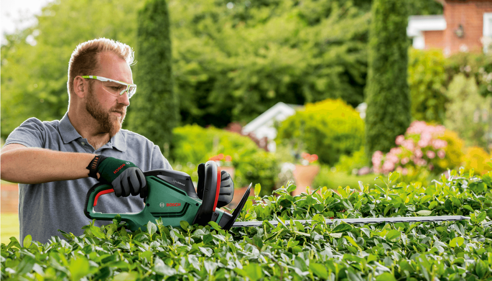 Bosch UniversalHedgeCut 60 Elektrikli Çit Kesme Makinesi 480 Watt