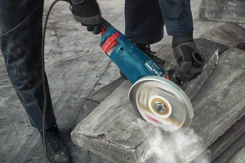 Bosch GWS 24-180 JZ Büyük Taşlama Makinası 2400 Watt 180 mm